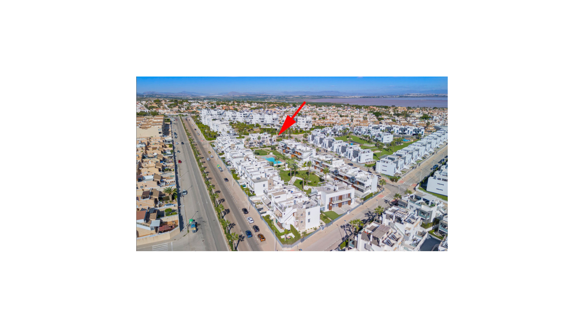 Resale - Radhus -
Punta Prima