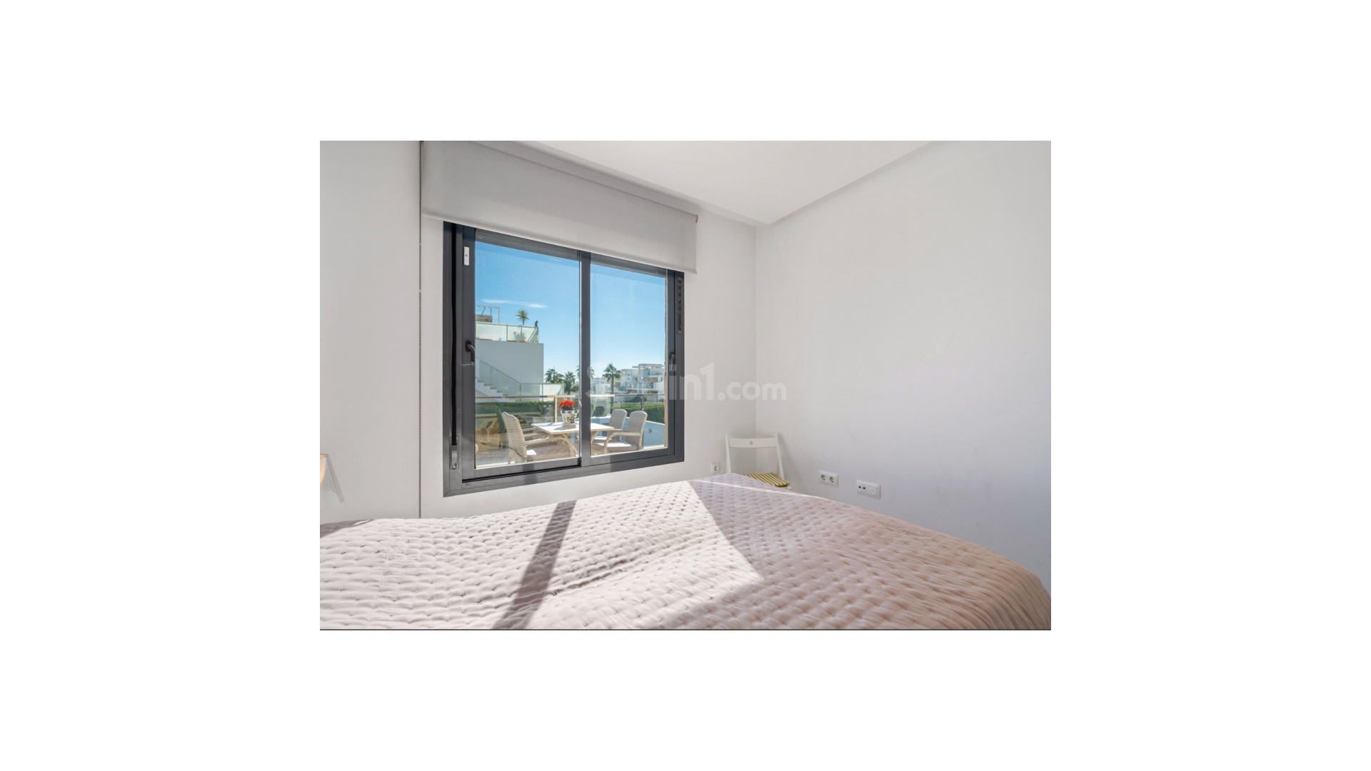 Resale - Radhus -
Punta Prima