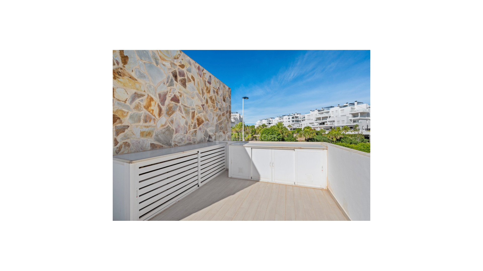 Resale - Radhus -
Punta Prima