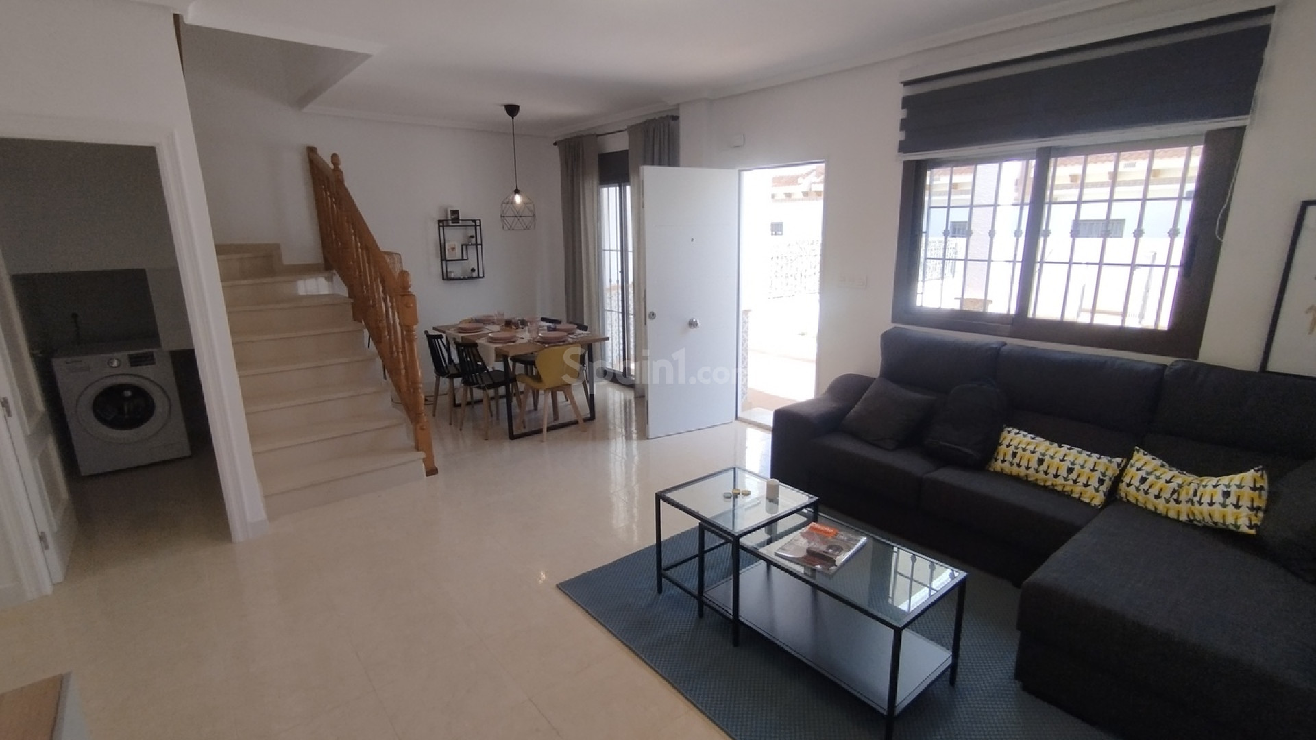 Resale - Radhus -
San Miguel de Salinas