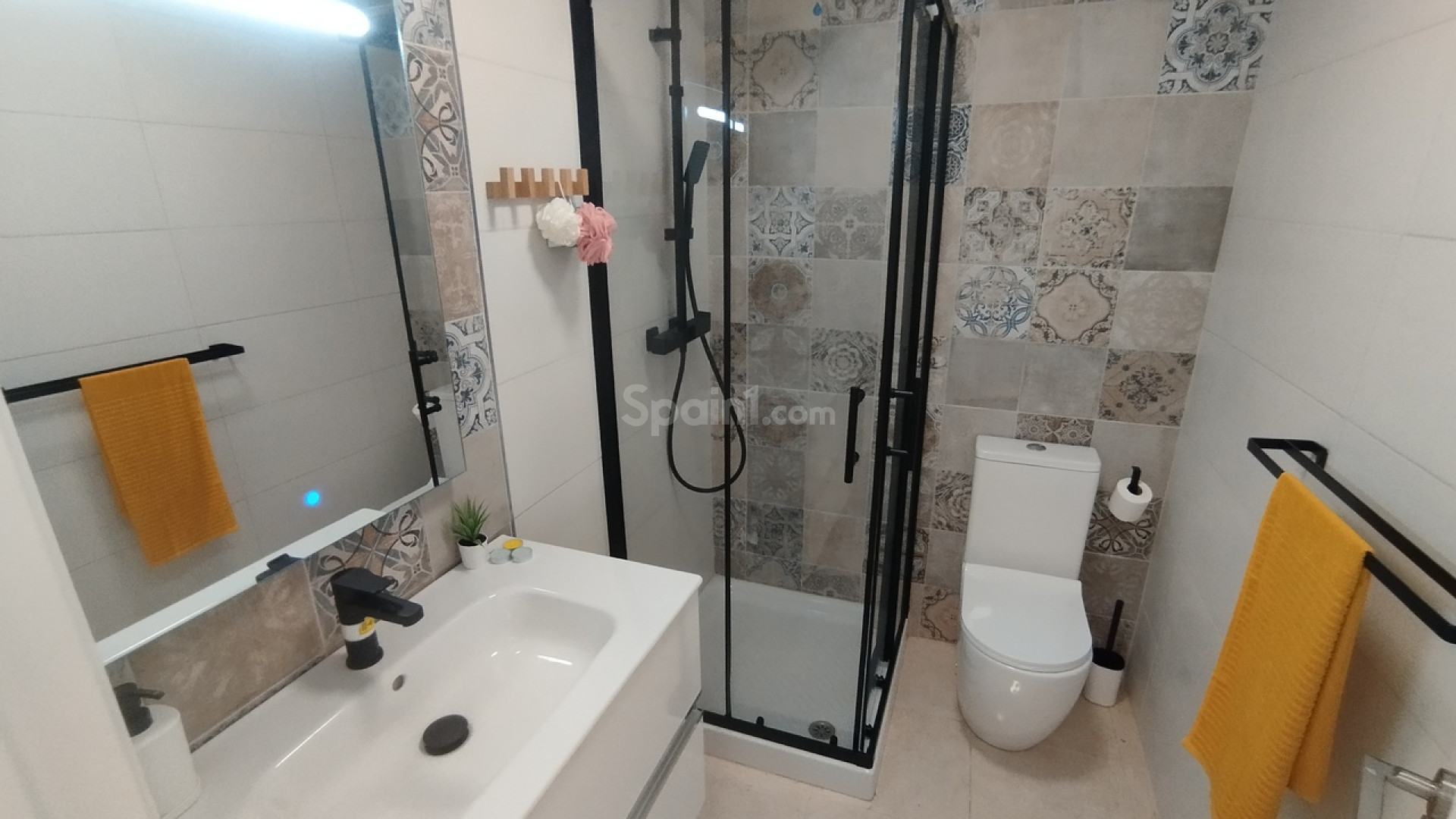 Resale - Radhus -
San Miguel de Salinas
