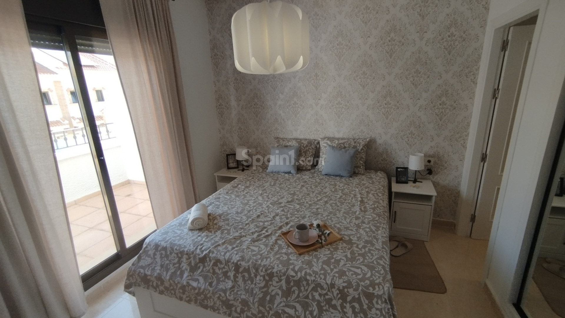 Resale - Radhus -
San Miguel de Salinas