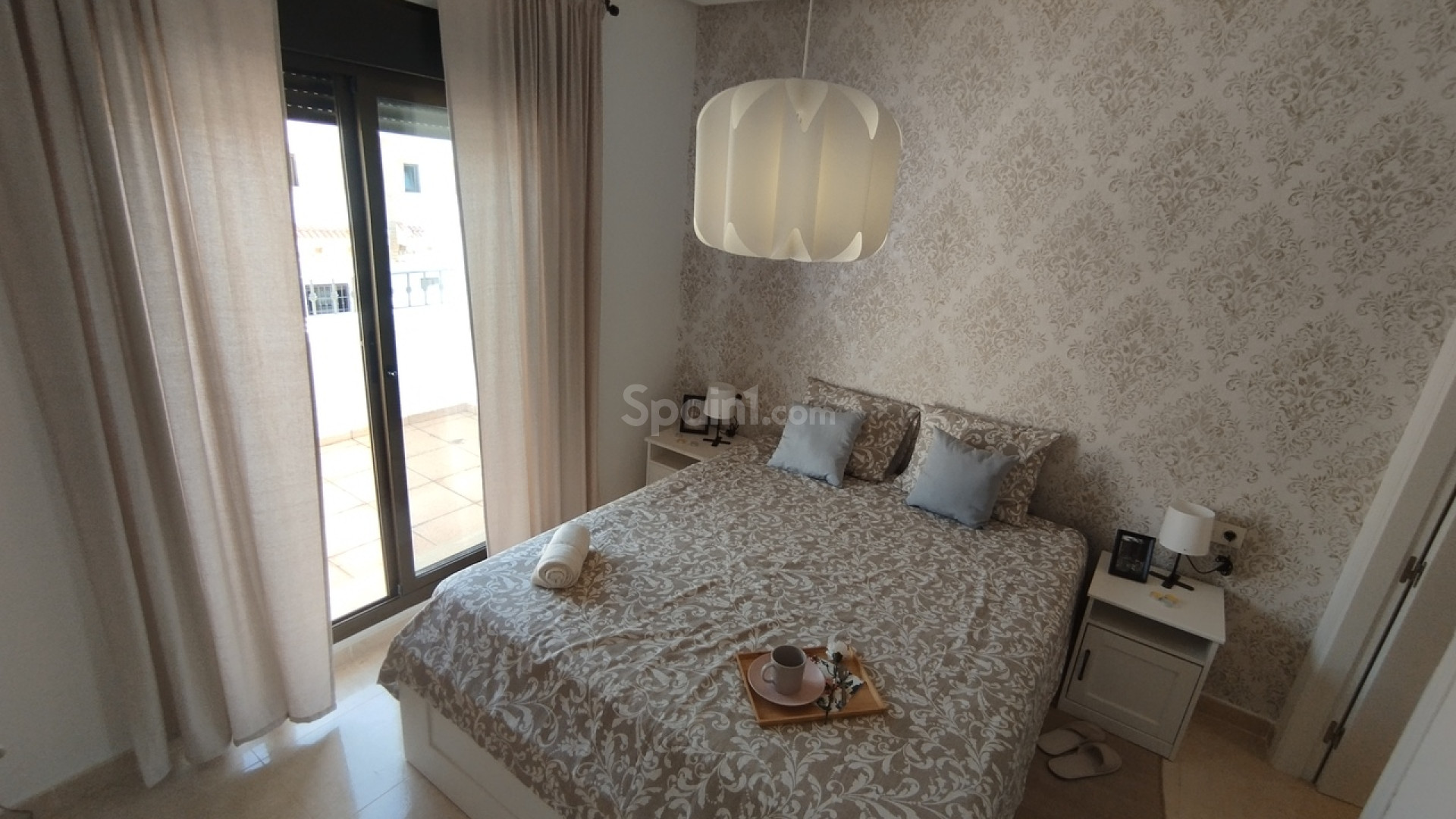 Resale - Radhus -
San Miguel de Salinas