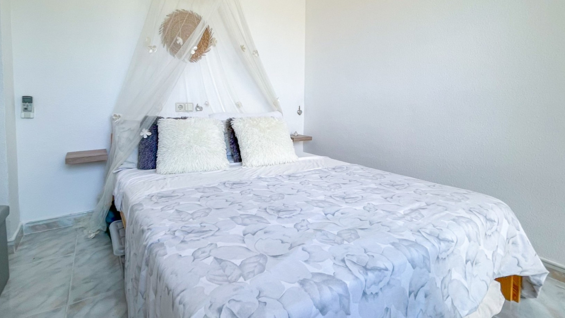 Resale - Radhus -
Torrevieja - La Siesta - El Salado -  Torreta