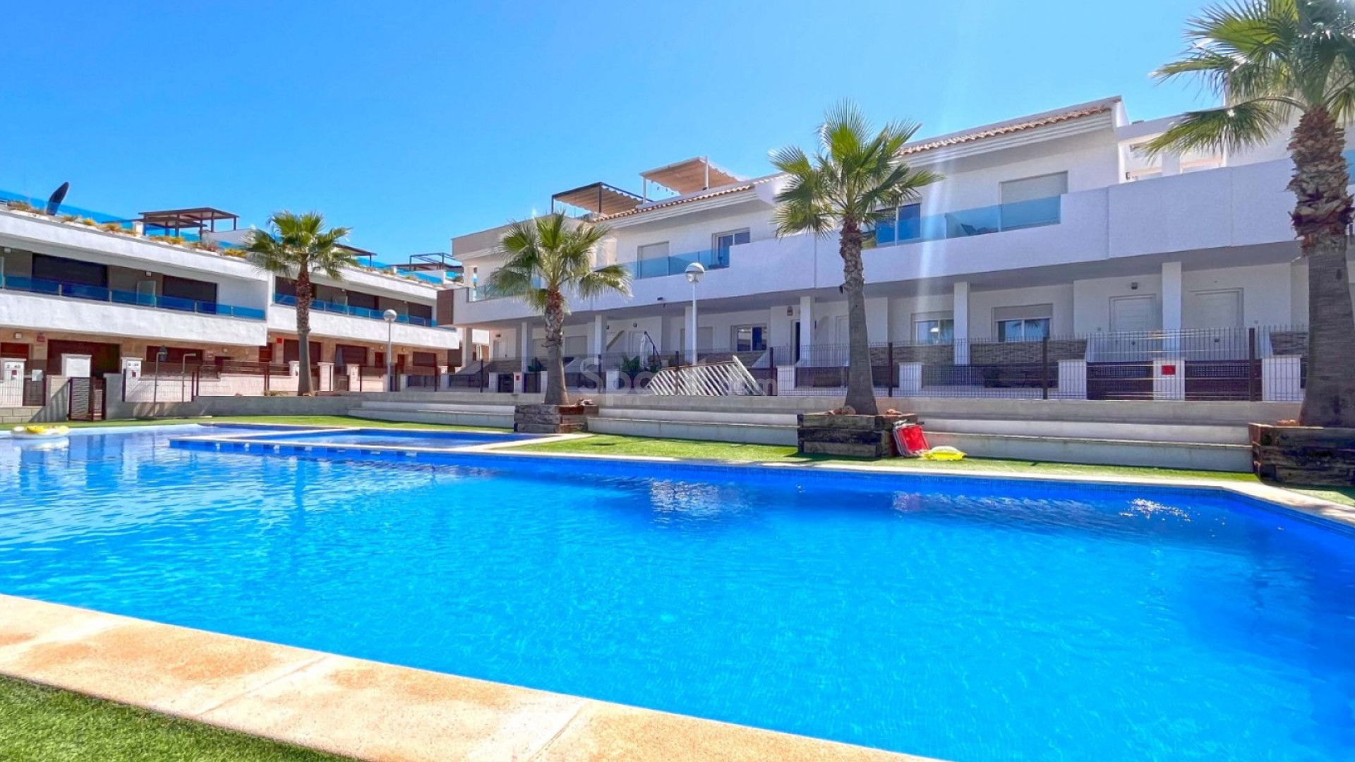 Resale - Radhus -
Torrevieja - Los Balcones