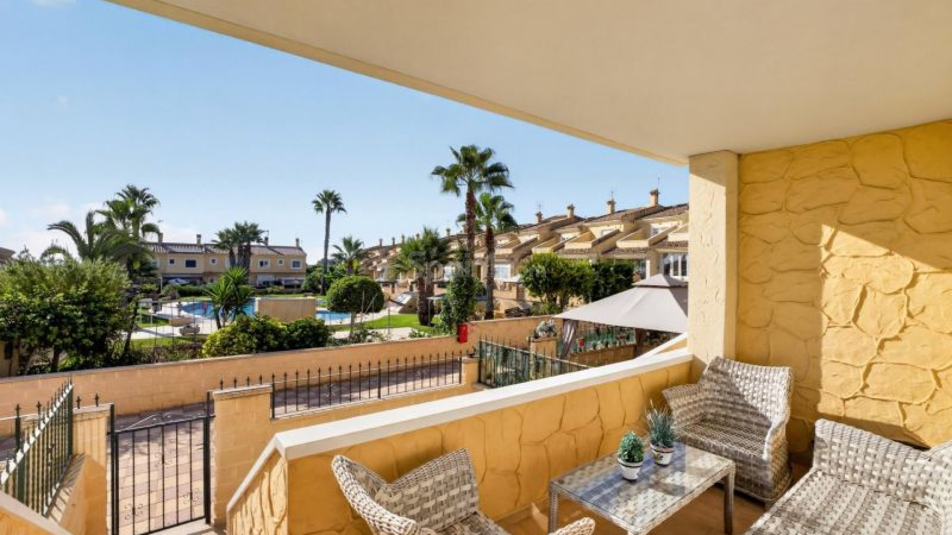 Resale - Radhus -
Torrevieja - Punta Prima