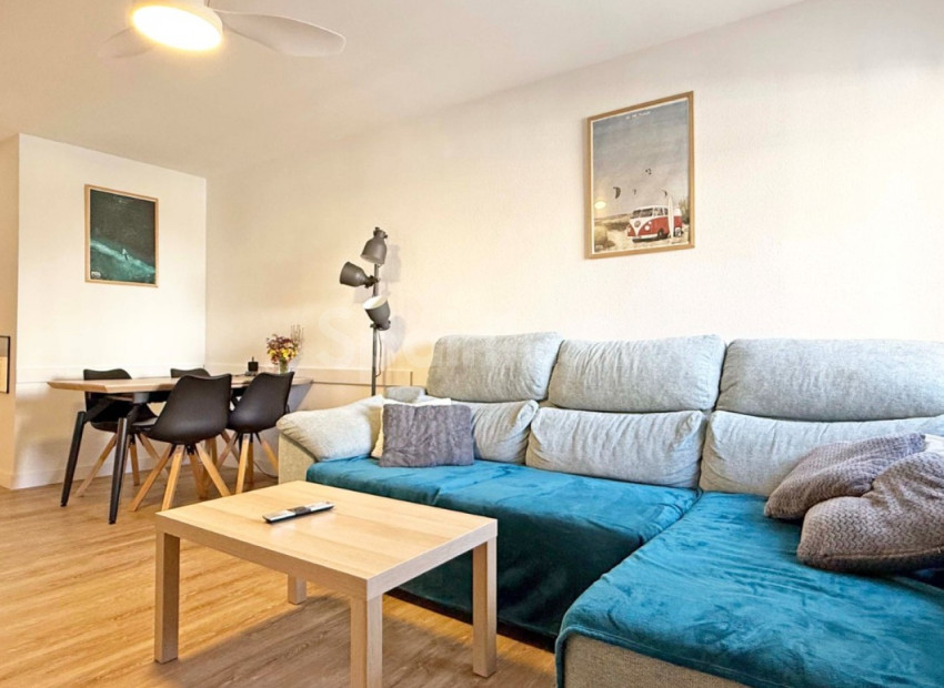 Resale - Radhus -
Torrevieja