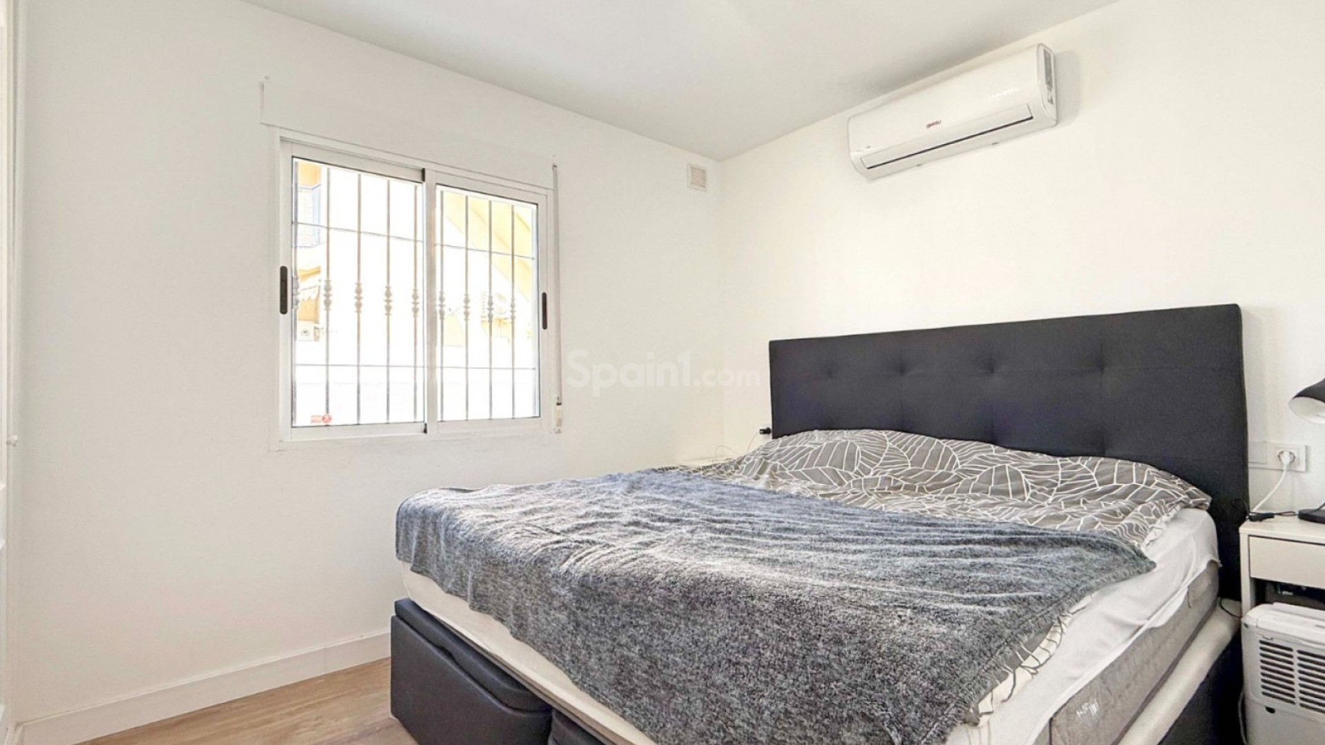 Resale - Radhus -
Torrevieja