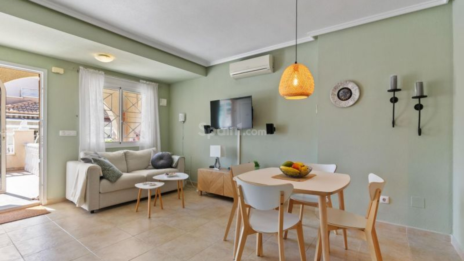 Resale - Radhus -
Torrevieja