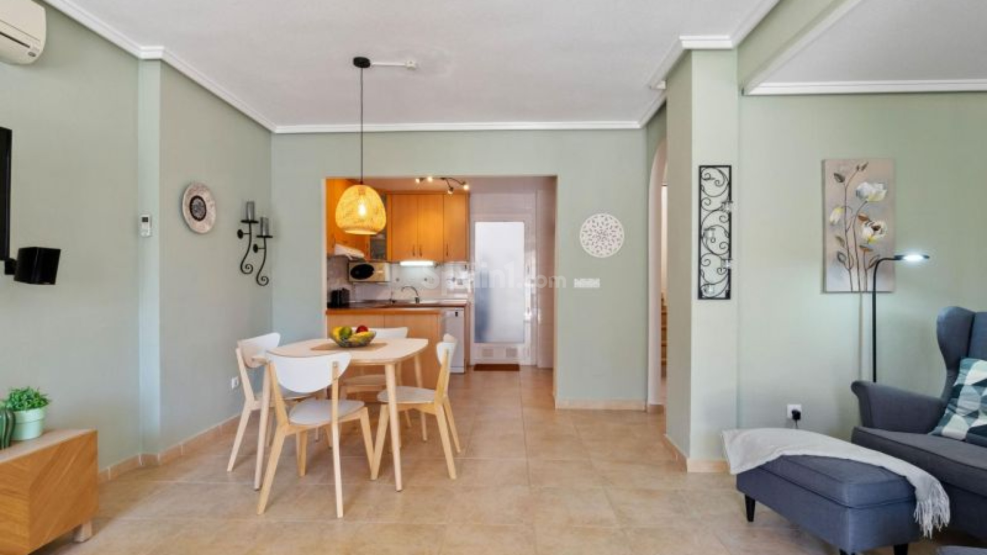 Resale - Radhus -
Torrevieja