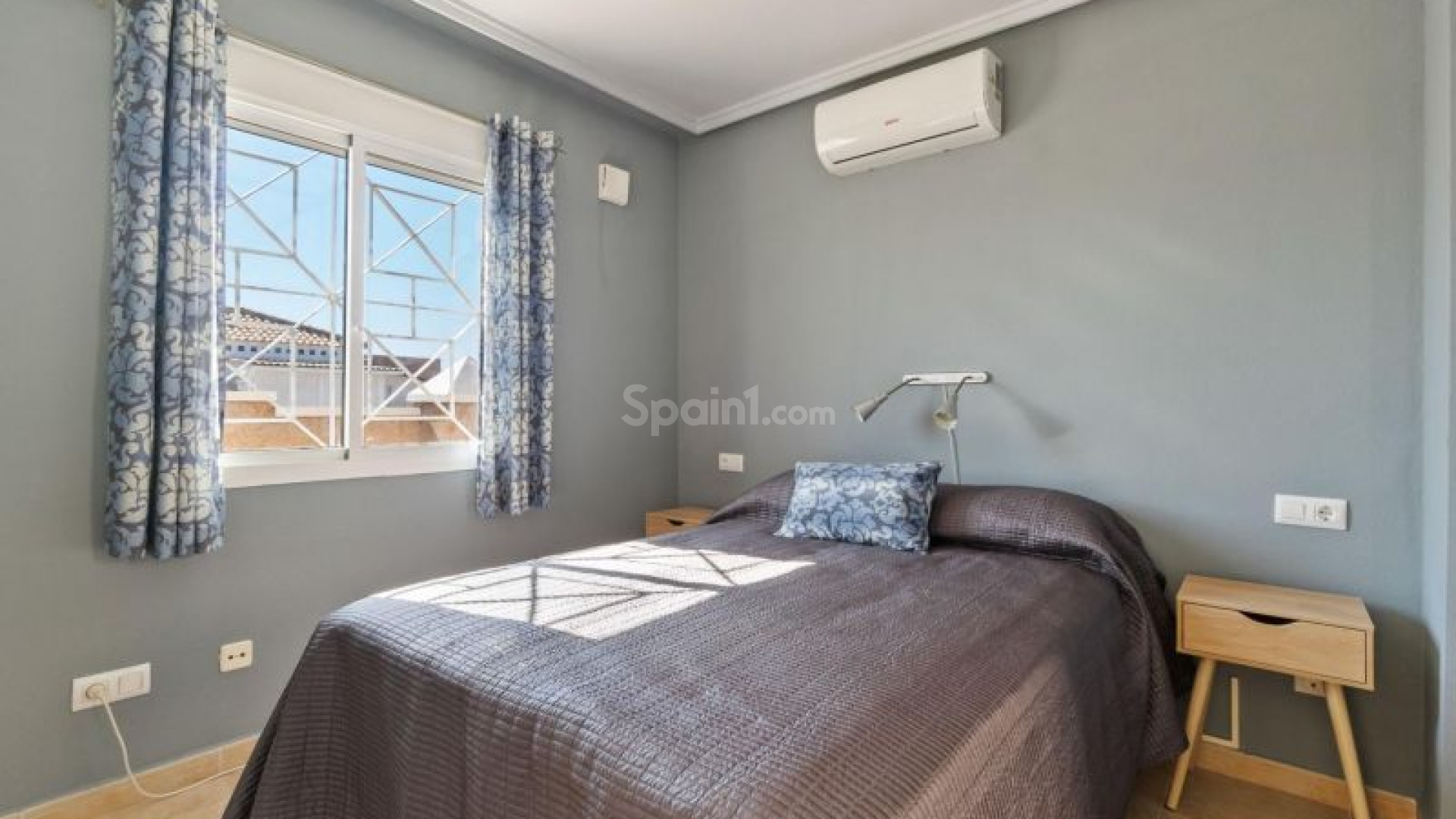 Resale - Radhus -
Torrevieja