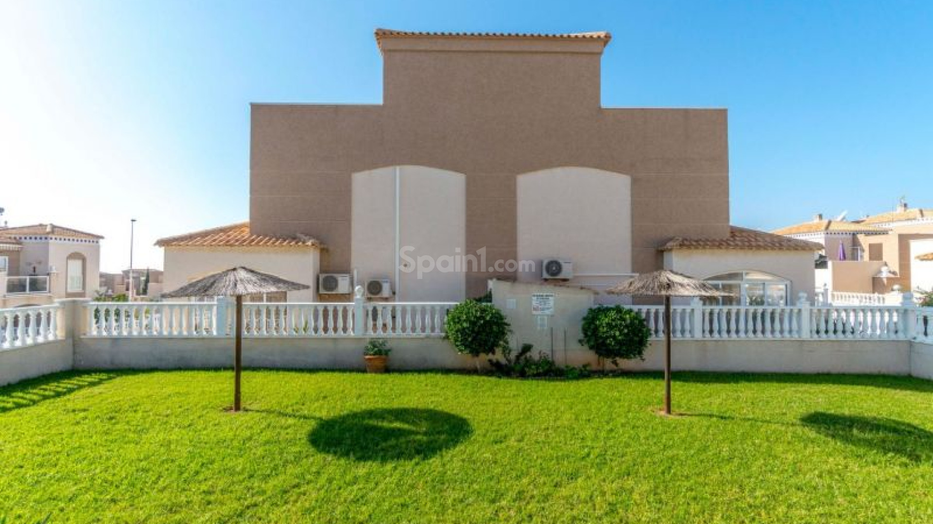 Resale - Radhus -
Torrevieja