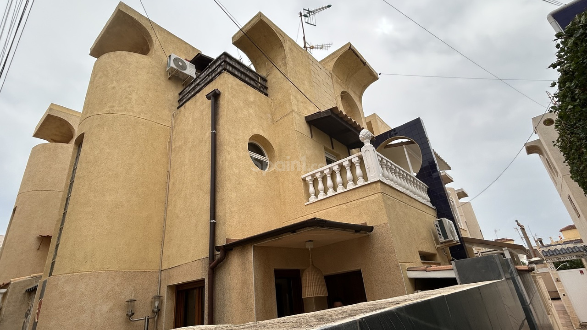 Resale - Radhus -
Torrevieja