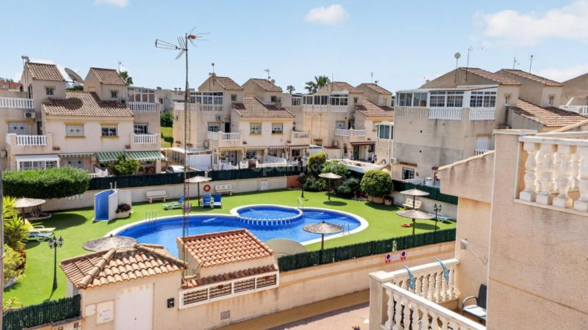 Resale - Radhus -
Torrevieja