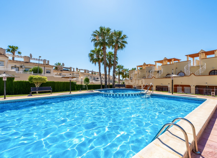 Resale - Radhus -
Villamartín - Villamartin