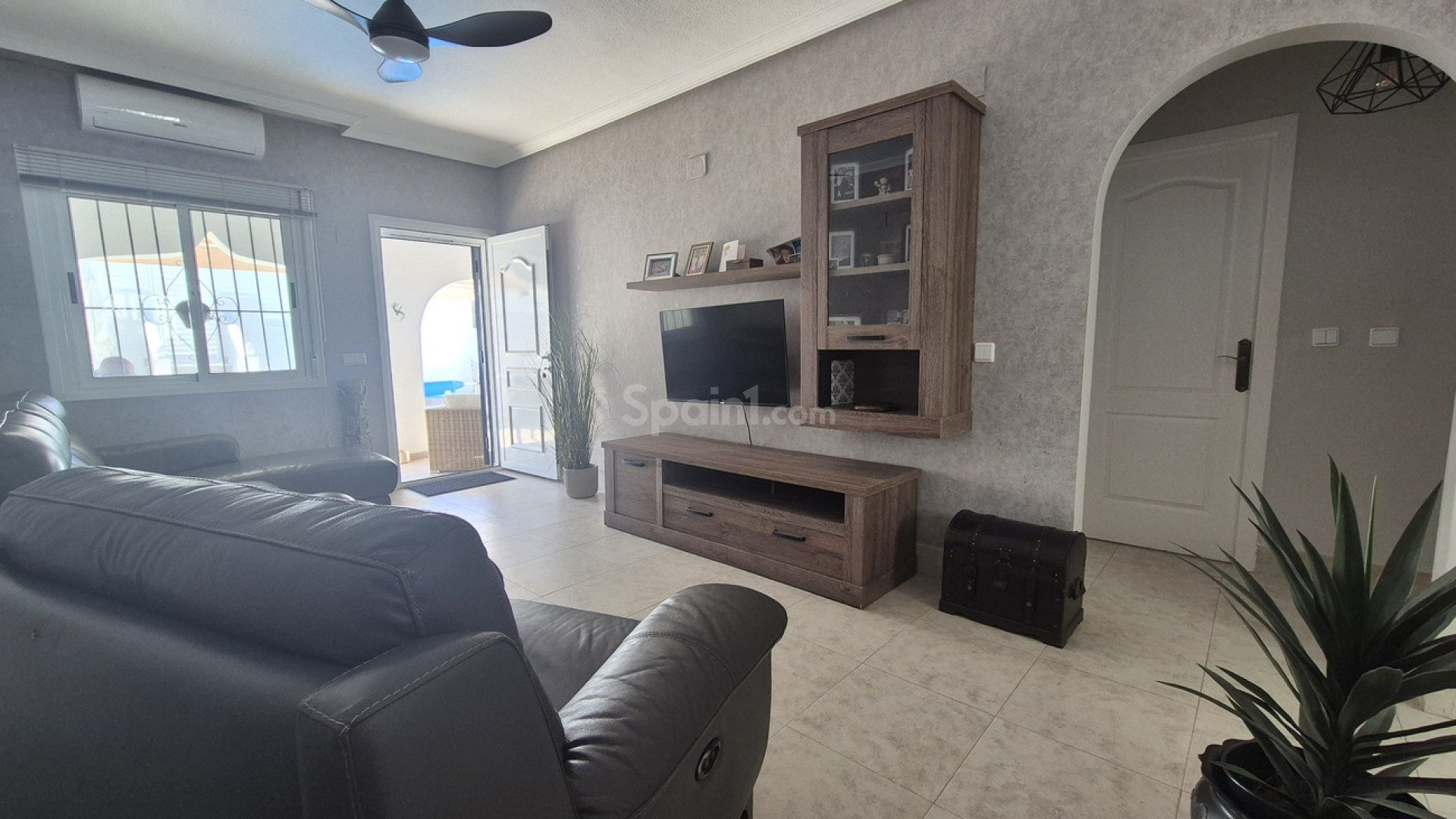 Resale - Semi Detached -
San Miguel de Salinas - Costa Blanca