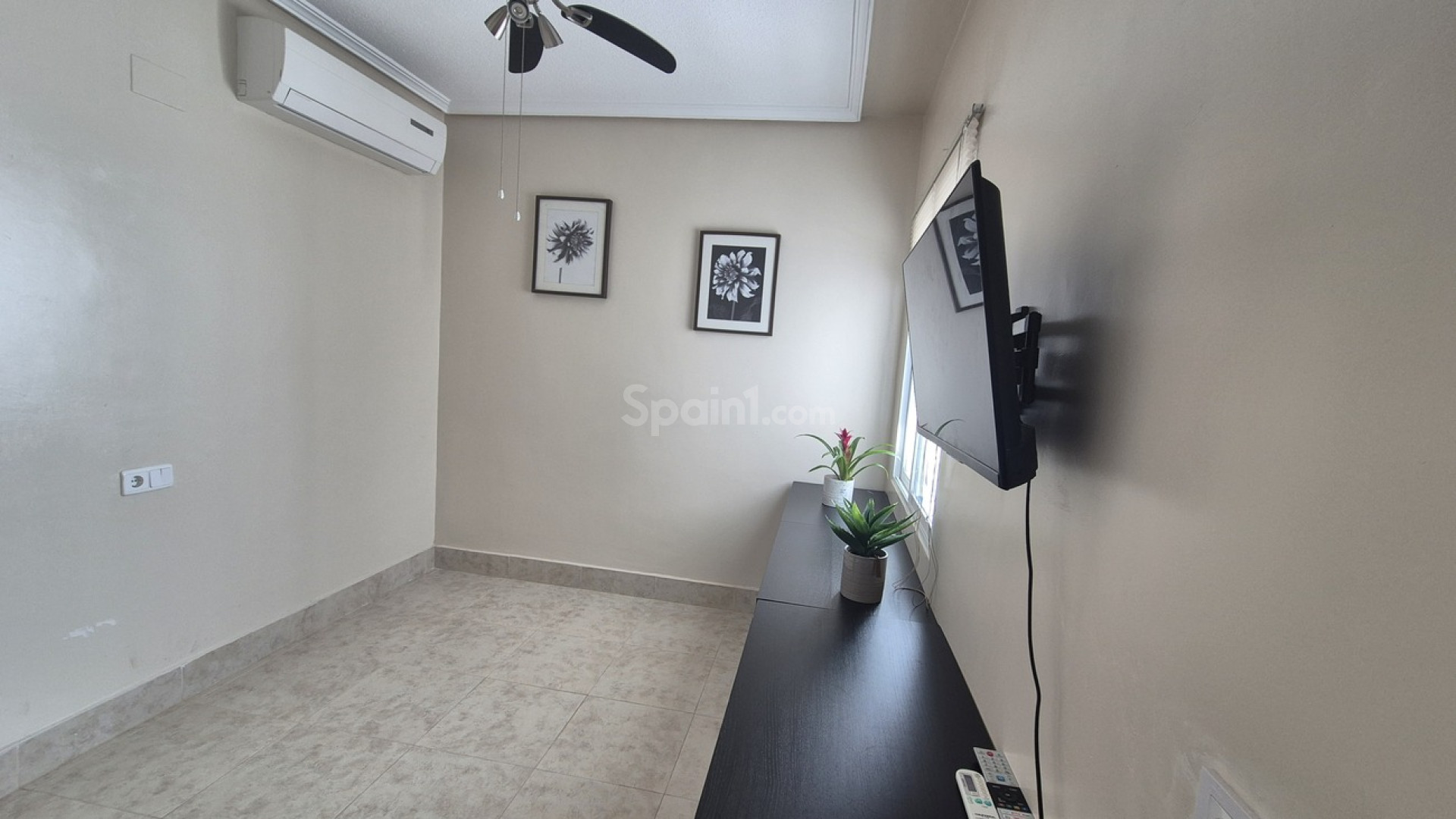 Resale - Semi Detached -
San Miguel de Salinas - Costa Blanca