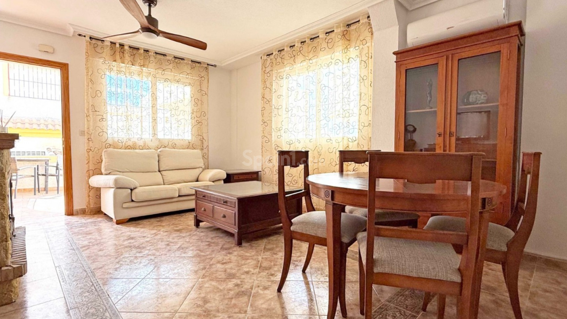 Resale - Semi Detached Villa -
Orihuela Costa - Los Altos
