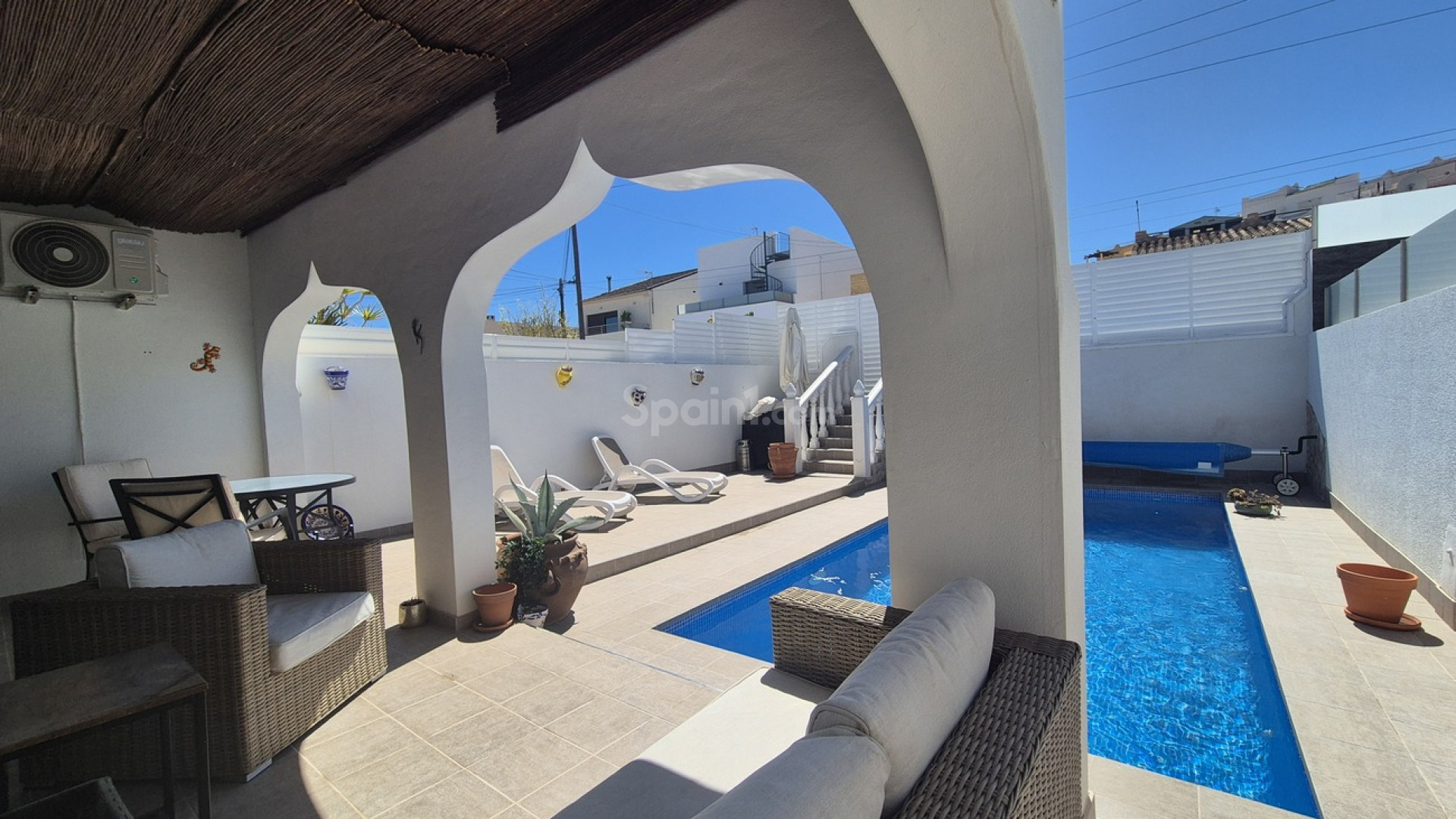 Resale - Semi Detached -
Villamartín - Costa Blanca