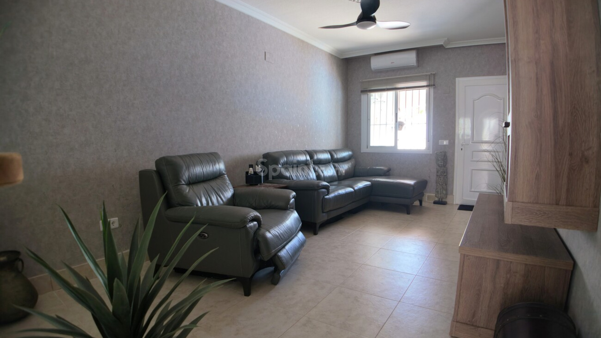 Resale - Semi Detached -
Villamartín - Costa Blanca