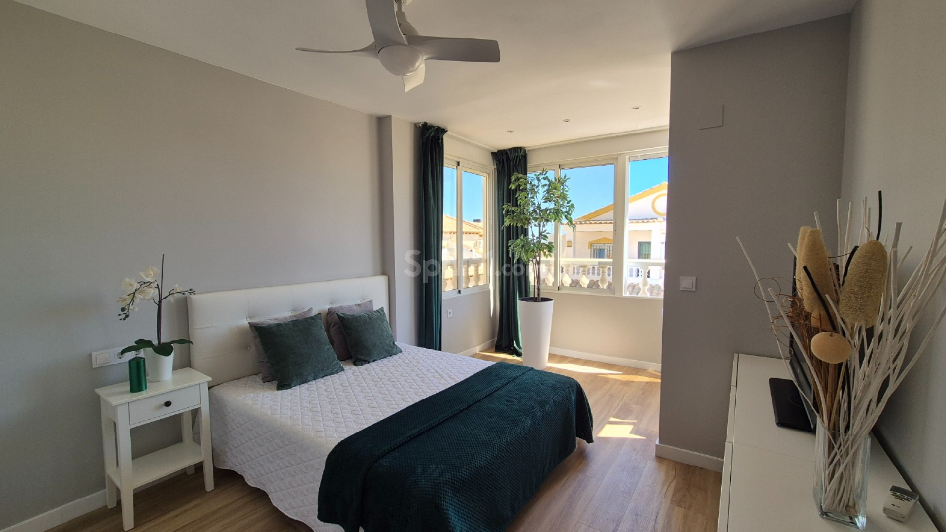 Resale - Stadthaus -
Alicante - La Florida