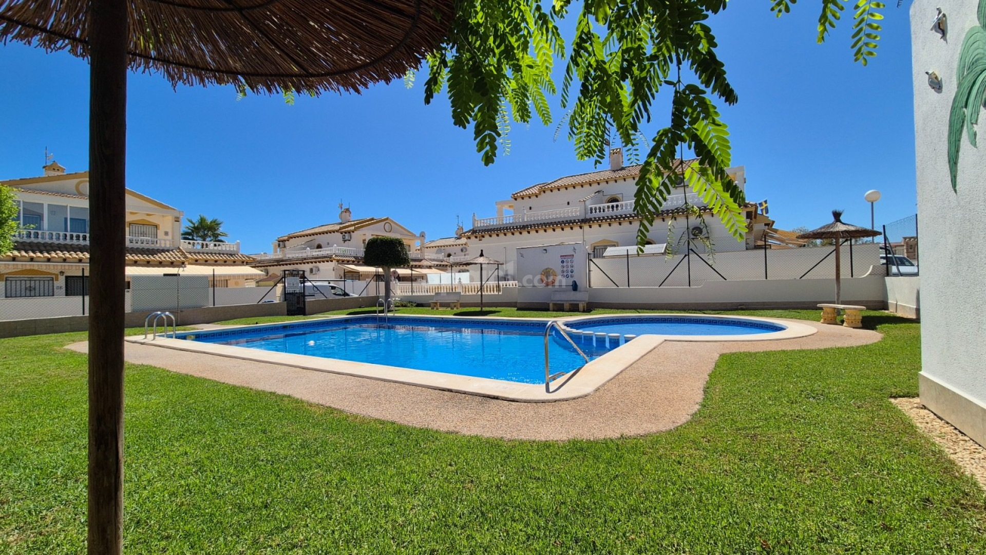 Resale - Stadthaus -
Alicante - La Florida