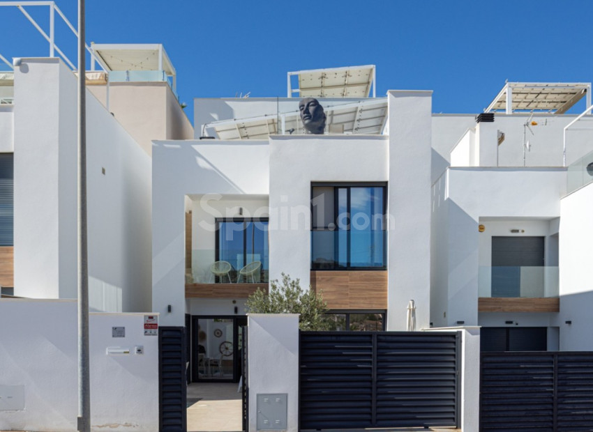 Resale - Stadthaus -
Benijófar - Benijofar