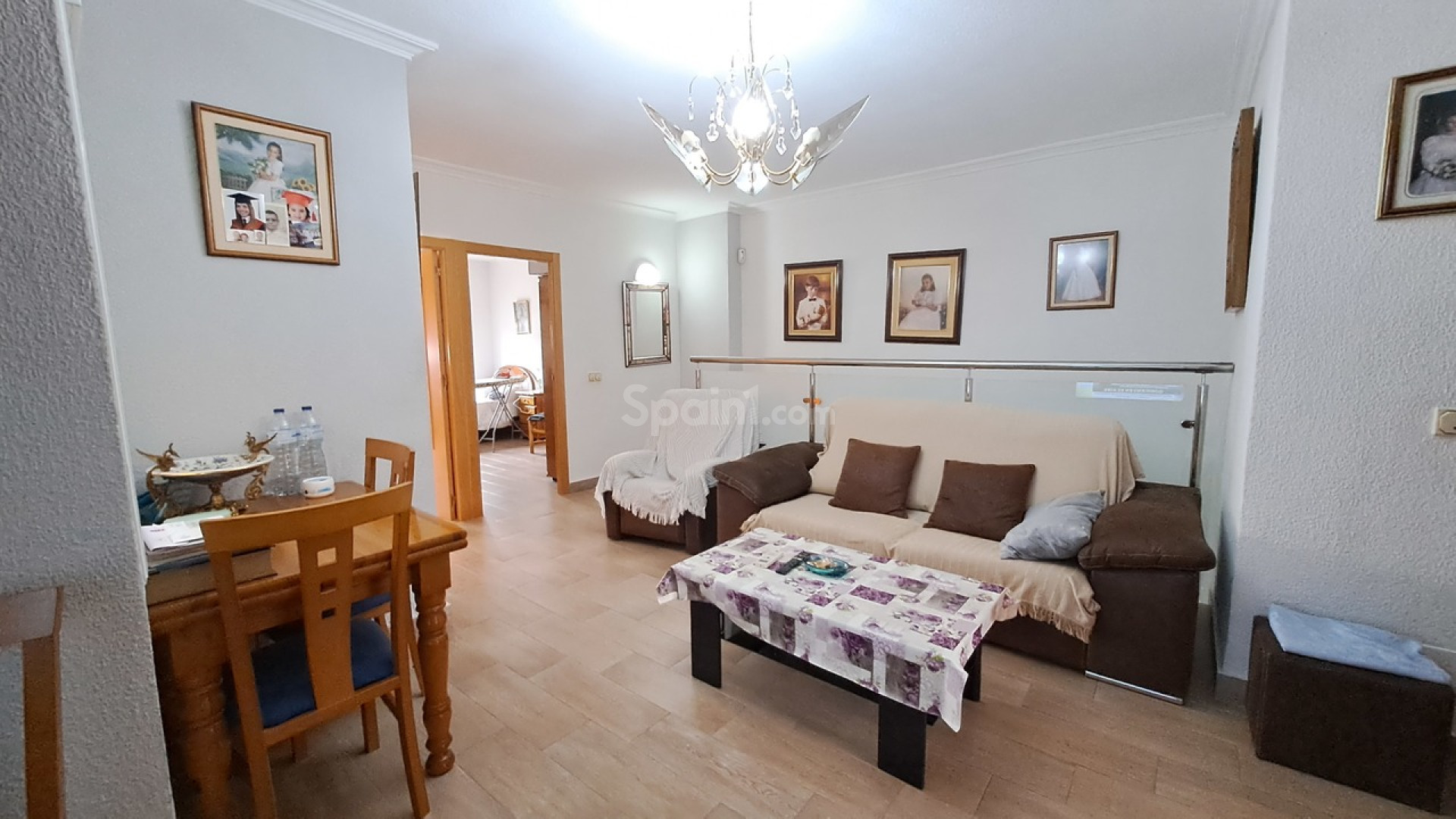 Resale - Stadthaus -
Benijofar