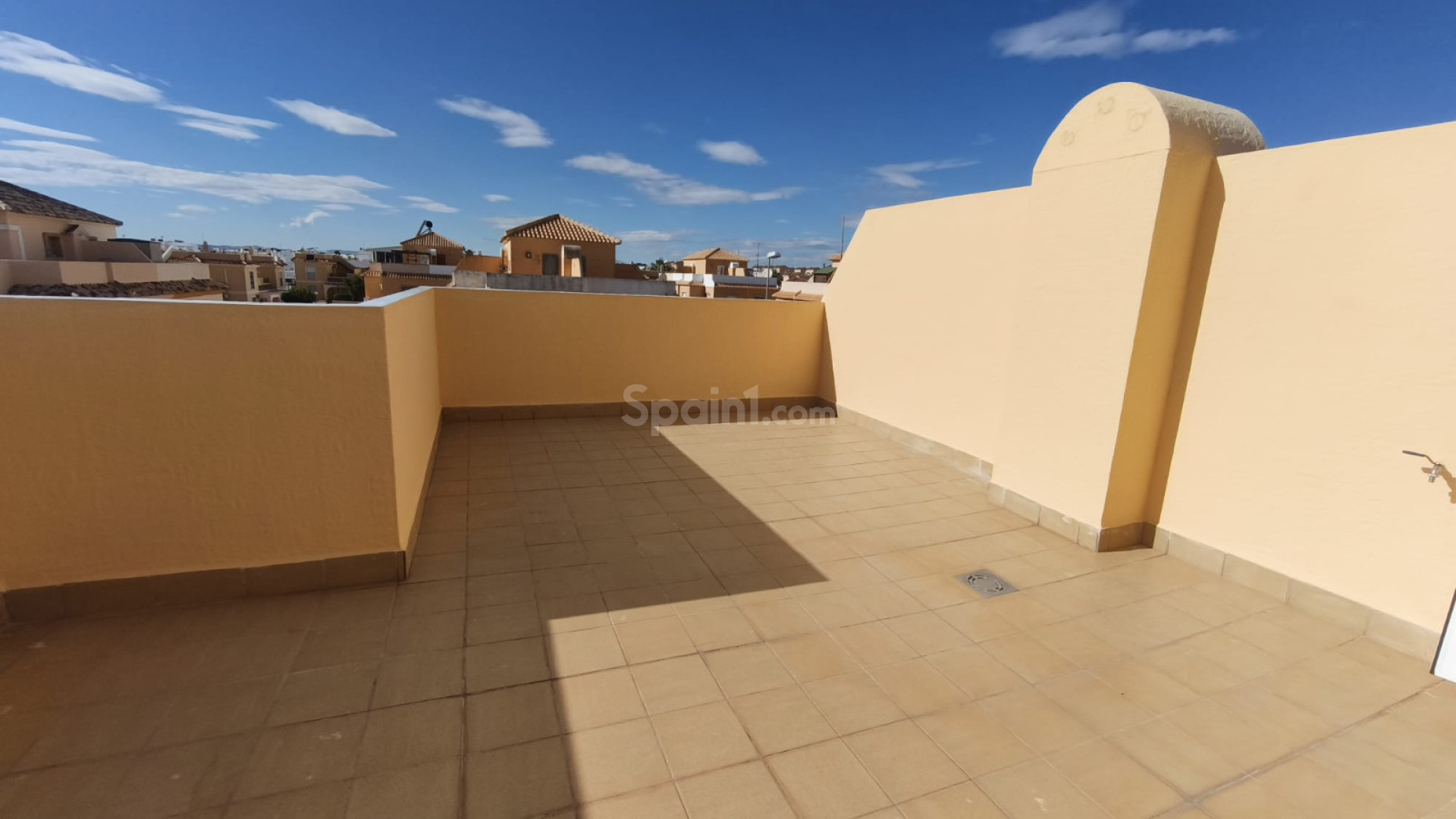 Resale - Stadthaus -
Ciudad Quesada - Lo Marabu