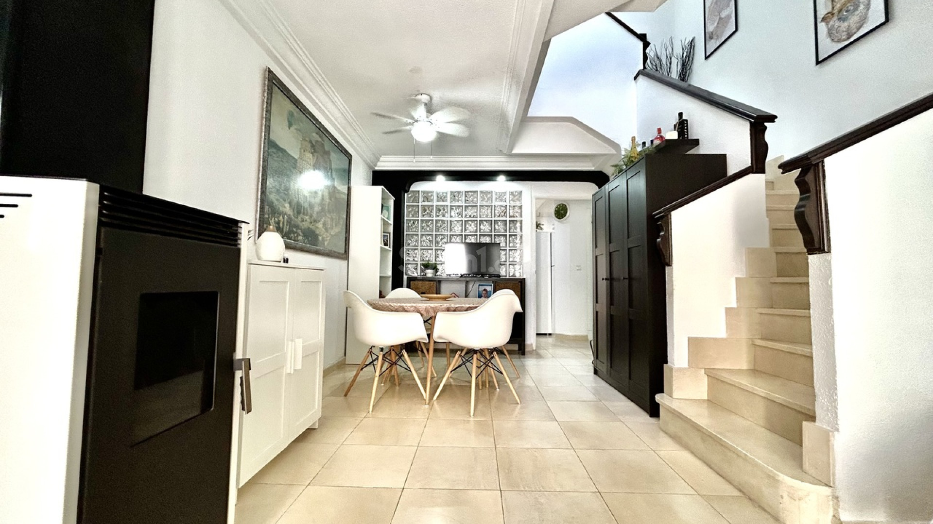 Resale - Stadthaus -
Formentera del Segura