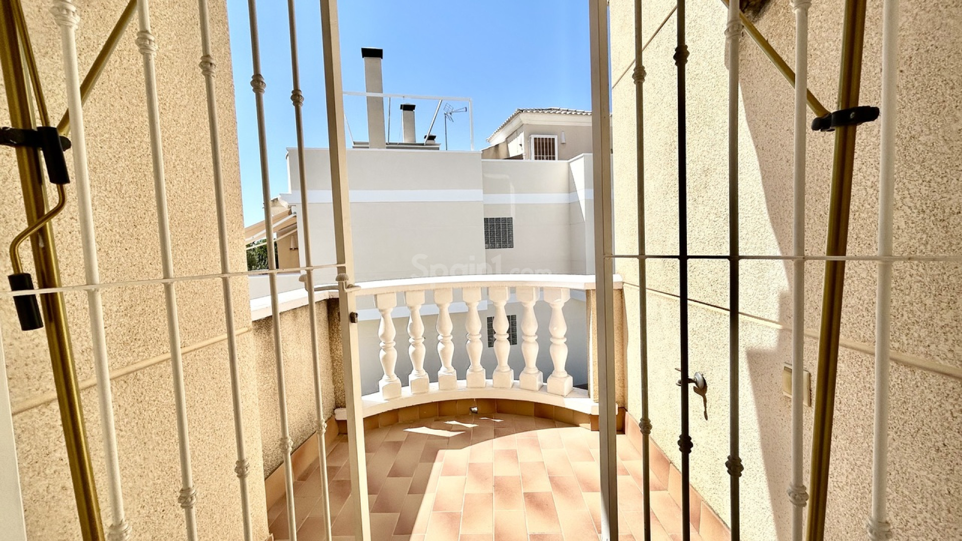 Resale - Stadthaus -
Formentera del Segura