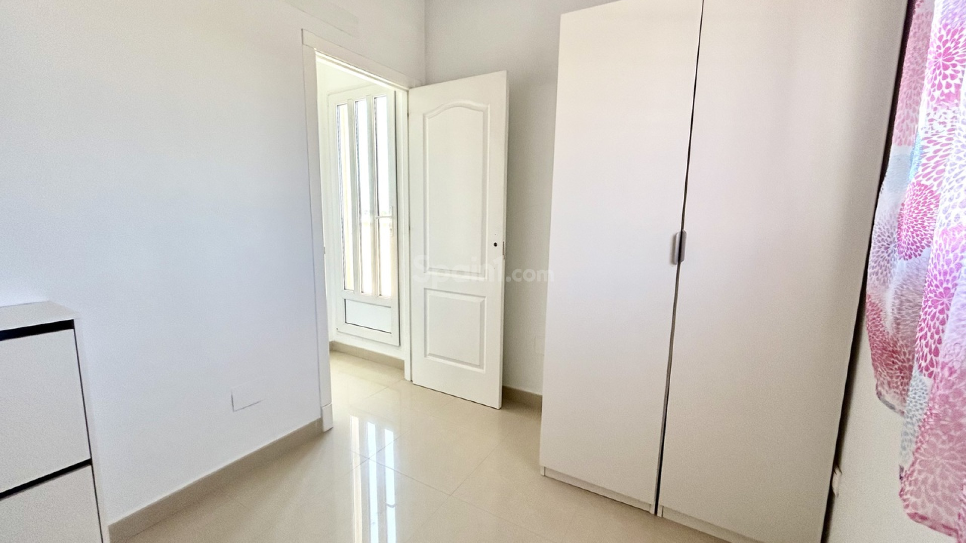 Resale - Stadthaus -
Formentera del Segura