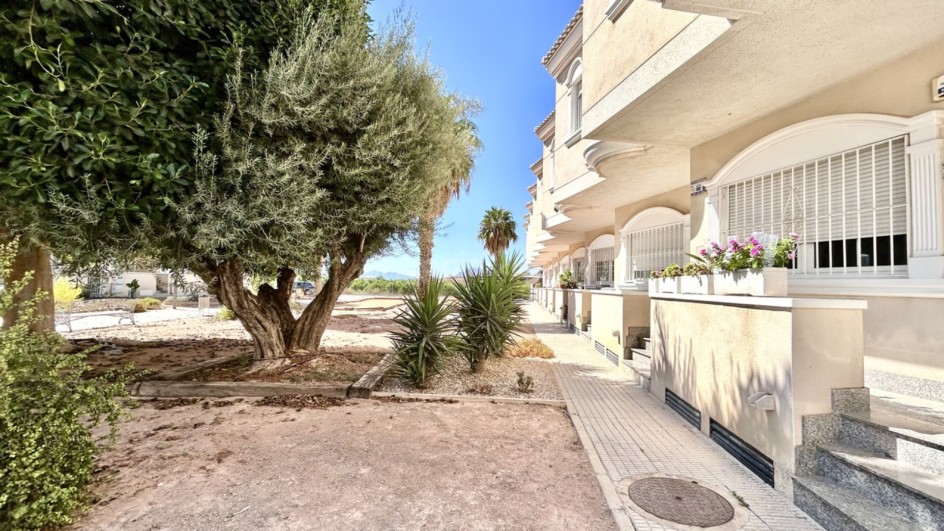Resale - Stadthaus -
Formentera del Segura