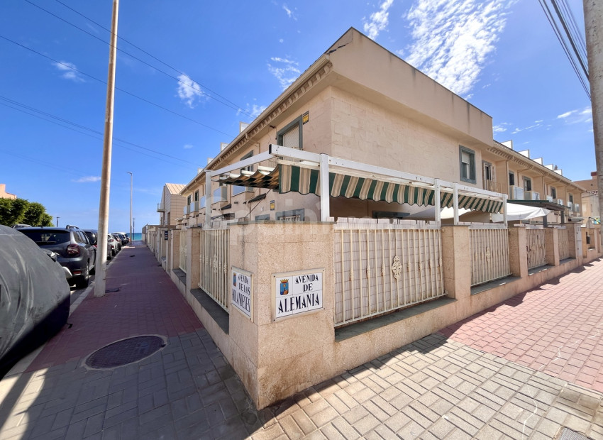 Resale - Stadthaus -
La Mata