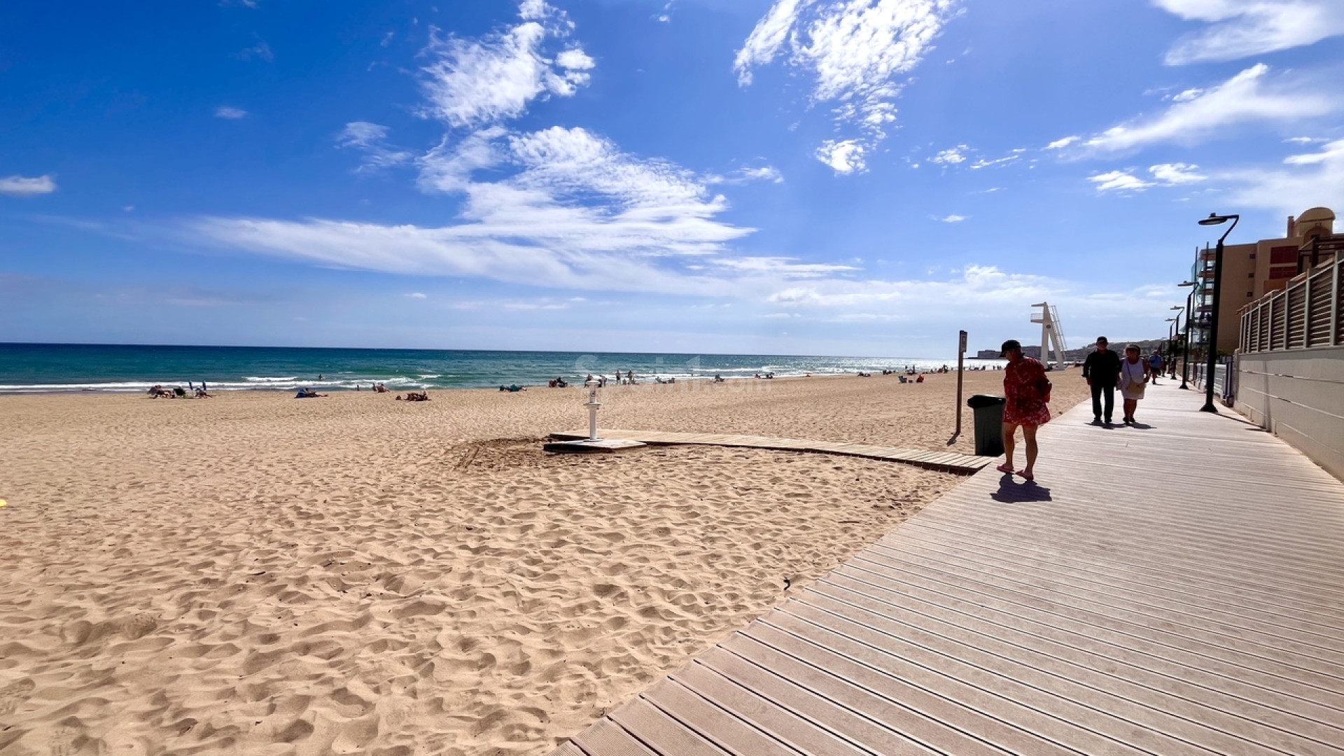 Resale - Stadthaus -
La Mata