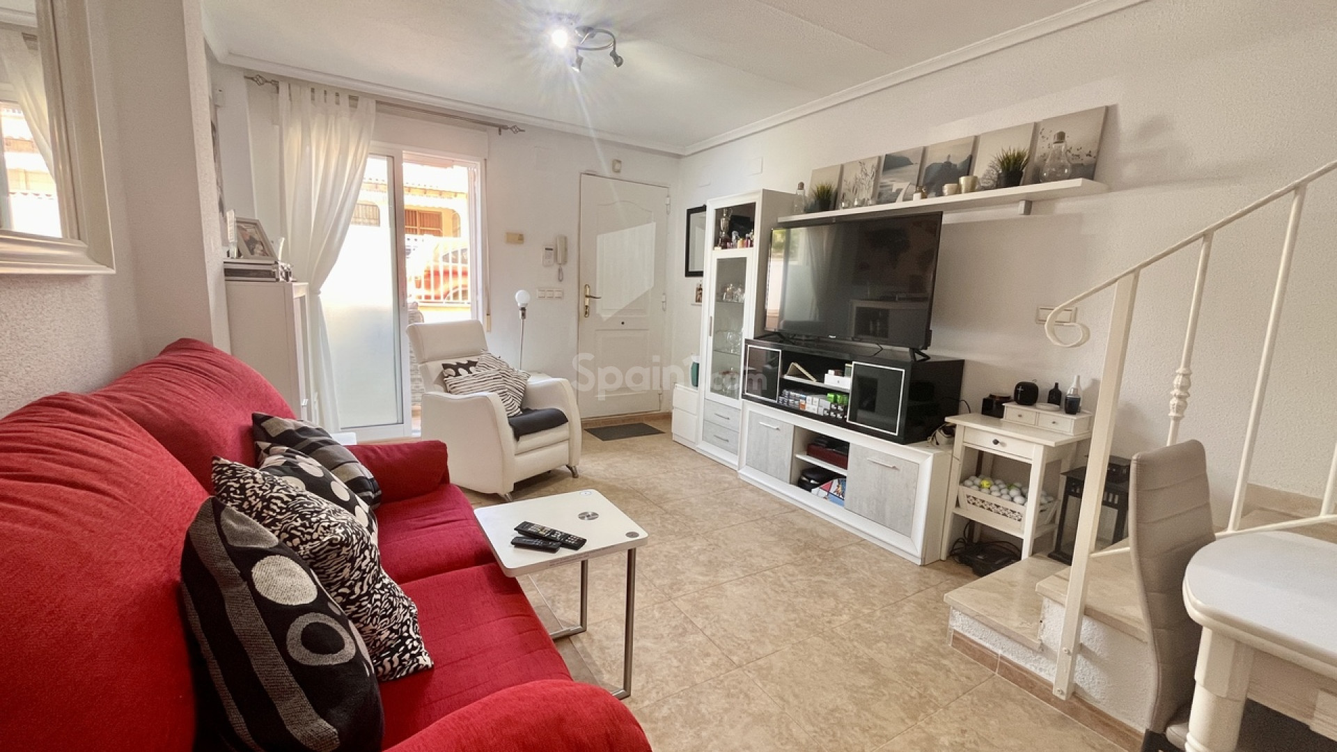 Resale - Stadthaus -
La Mata