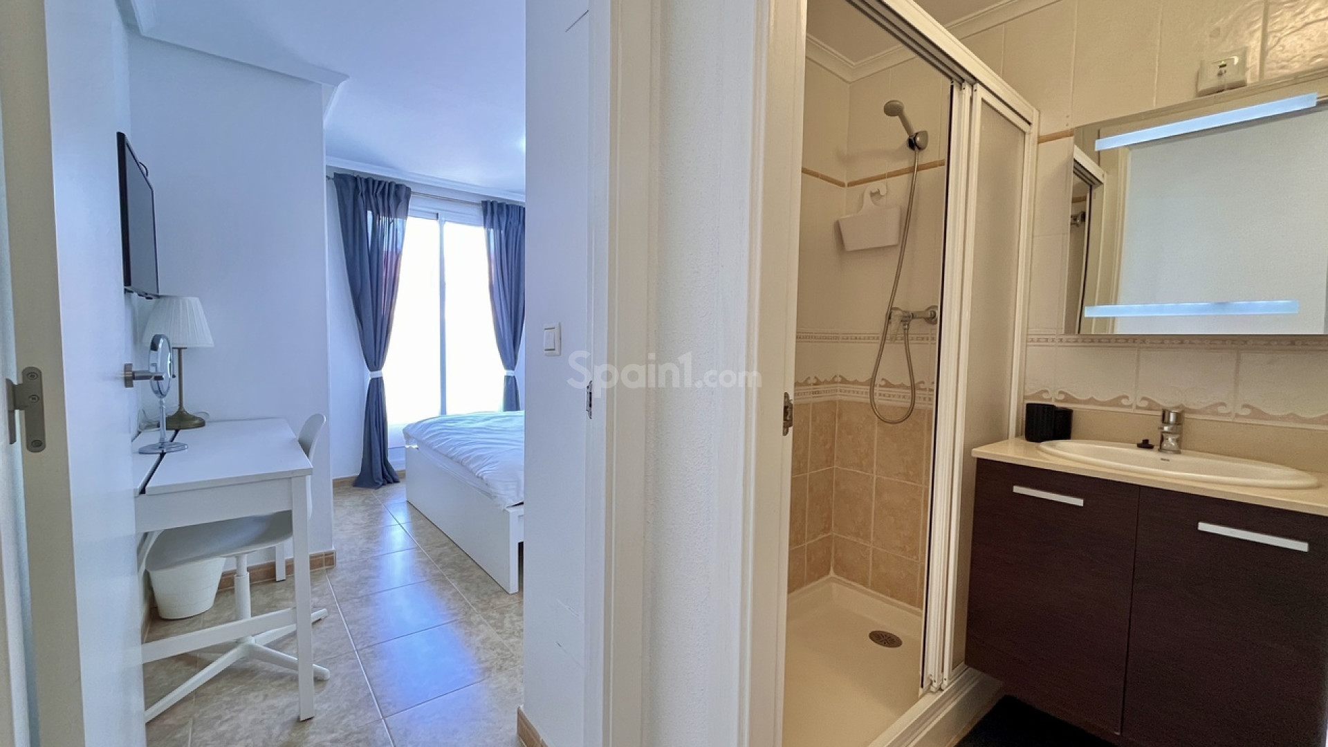 Resale - Stadthaus -
La Mata