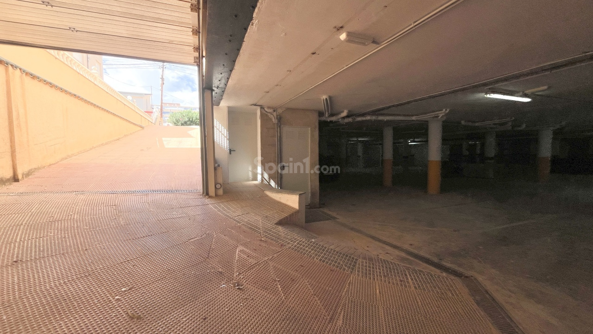 Resale - Stadthaus -
La Mata