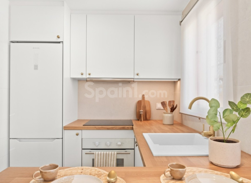 Resale - Stadthaus -
Orihuela Costa - Las Filipinas