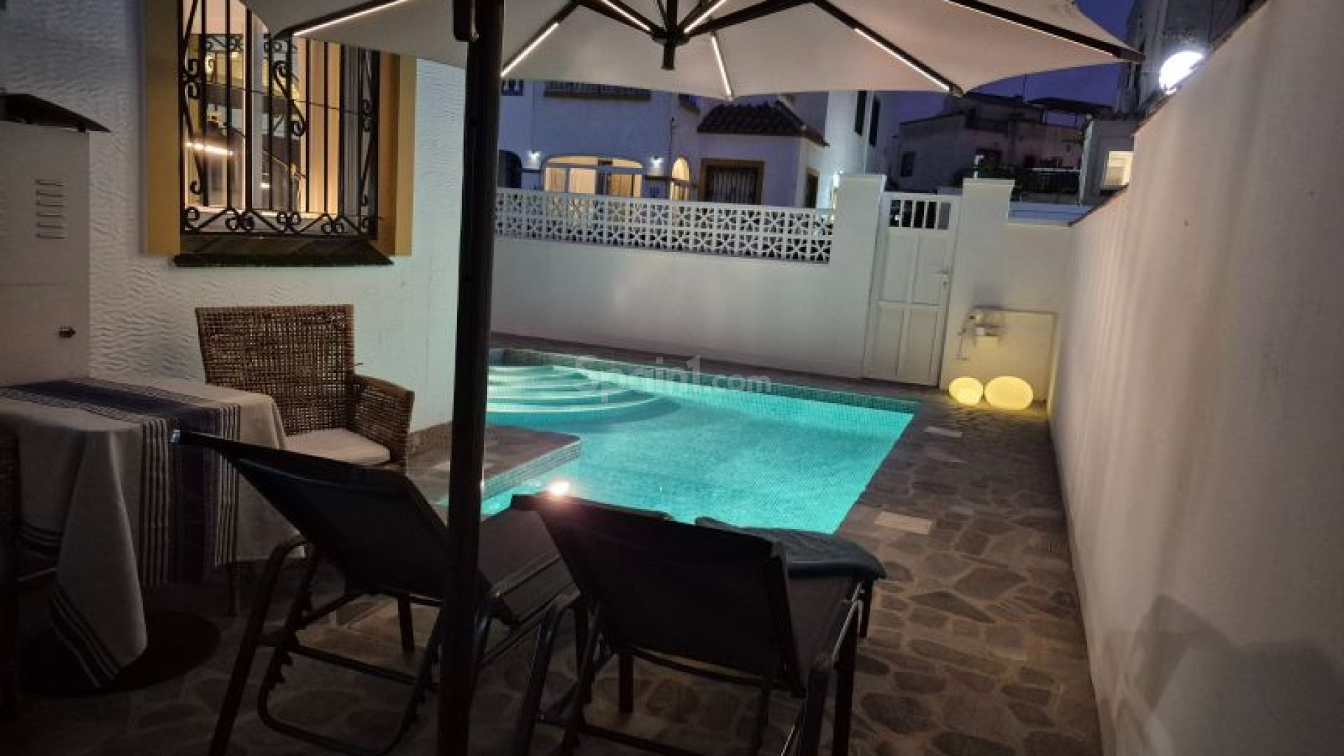 Resale - Stadthaus -
Orihuela Costa - Los Altos