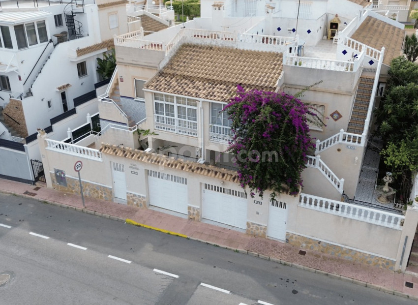 Resale - Stadthaus -
Orihuela Costa - Los Altos