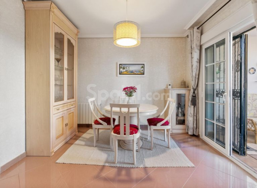 Resale - Stadthaus -
Orihuela Costa - Los Dolses