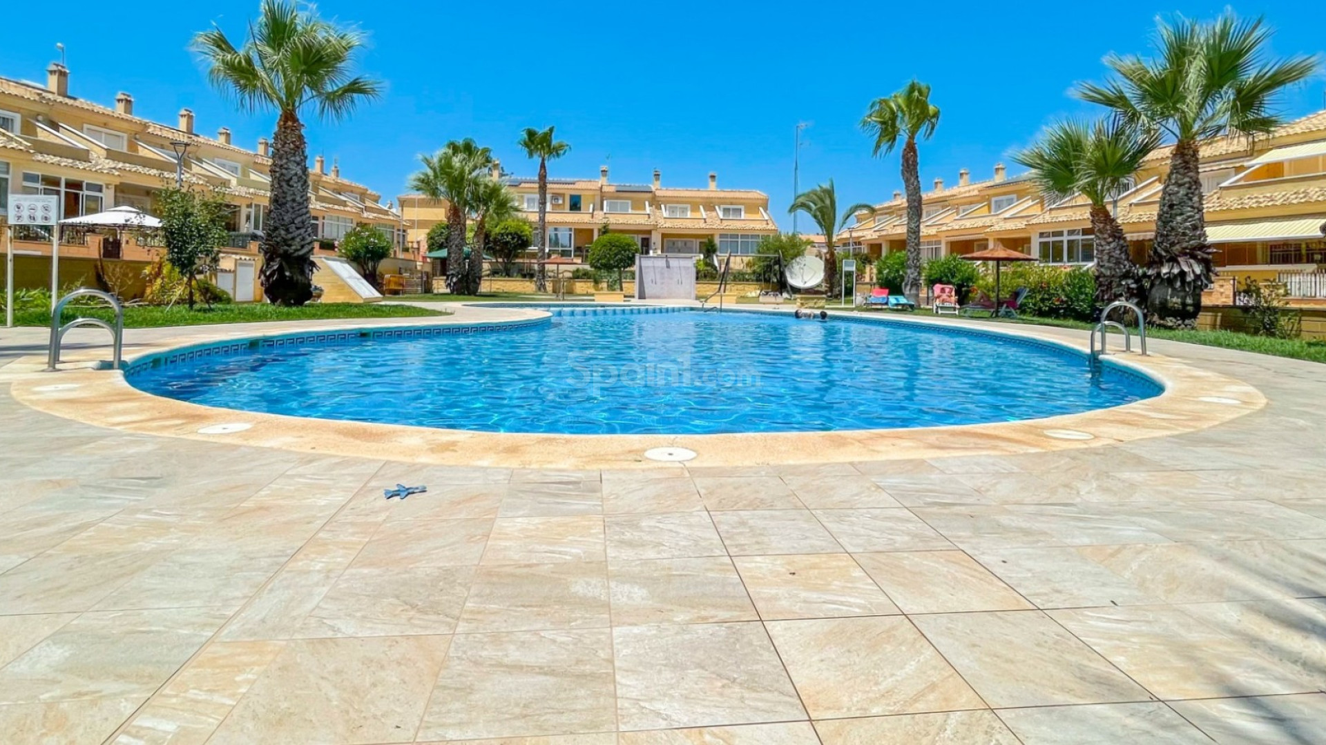 Resale - Stadthaus -
Orihuela Costa - Punta Prima