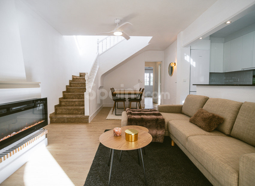 Resale - Stadthaus -
ORIHUELA COSTA - Villa Martin