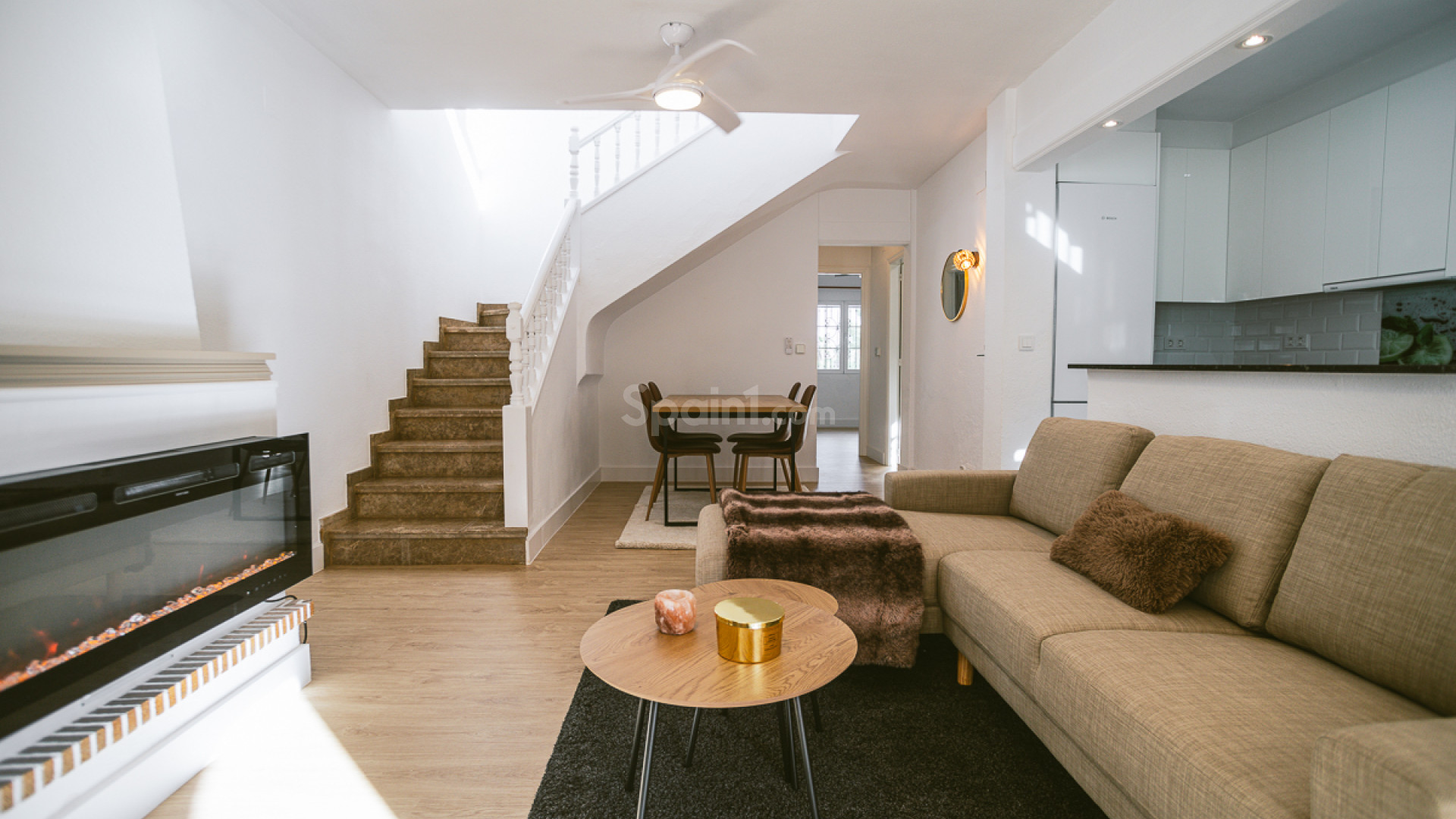 Resale - Stadthaus -
ORIHUELA COSTA - Villa Martin
