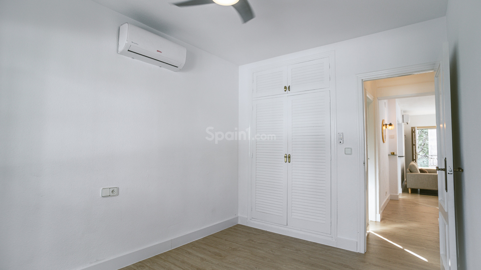 Resale - Stadthaus -
ORIHUELA COSTA - Villa Martin
