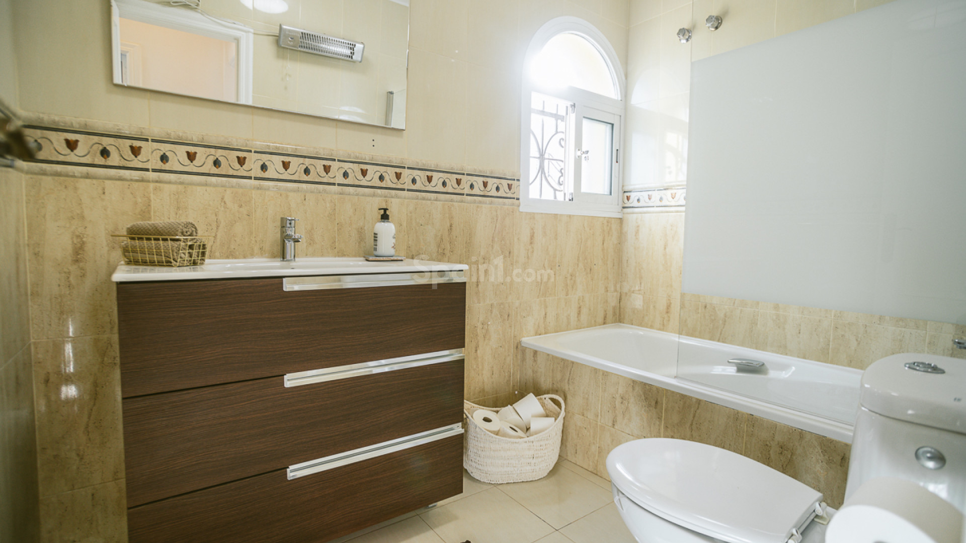 Resale - Stadthaus -
ORIHUELA COSTA - Villa Martin