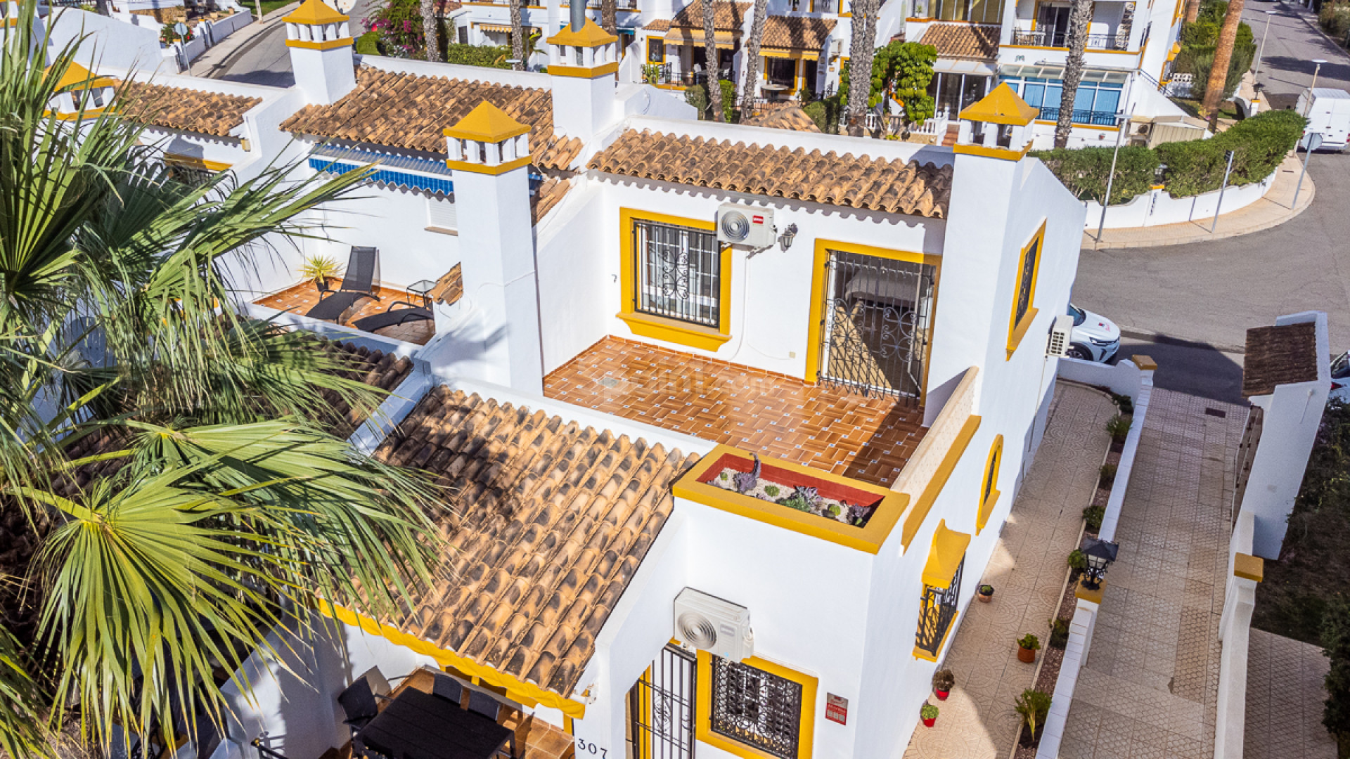 Resale - Stadthaus -
ORIHUELA COSTA - Villa Martin