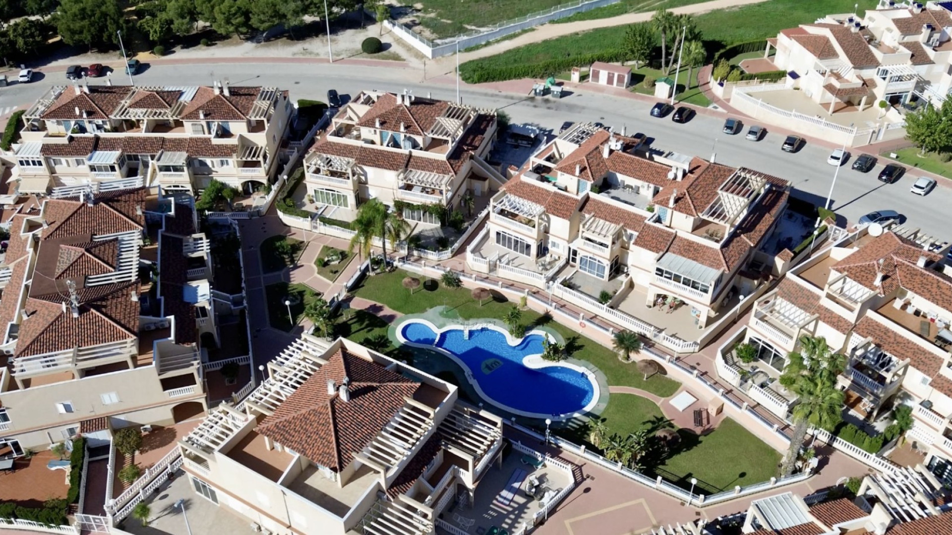 Resale - Stadthaus -
Orihuela - Zeniamar-Horizonte-La Campana