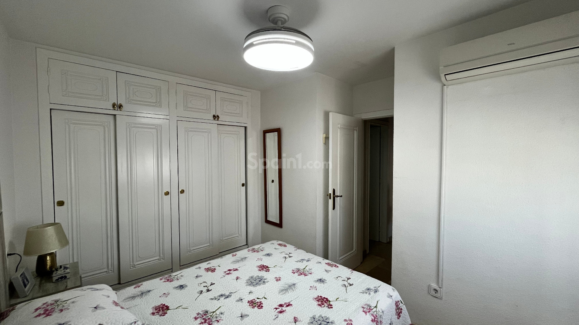 Resale - Stadthaus -
Playa Flamenca - Jumilla